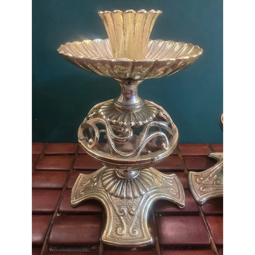 Vintage Ornate Dilly Mfg. Goldtone Hollywood Regency Style Candleholders 7
